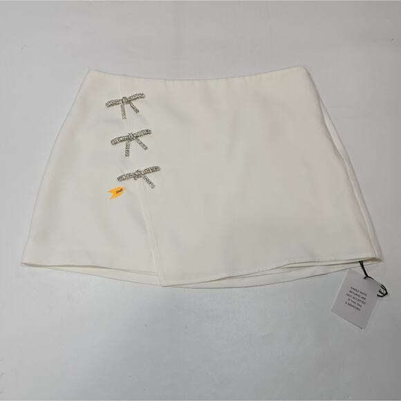 MORE TO COME Ember Mini Skirt in White - Picture 2 of 8